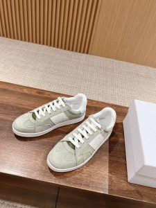 DIOR高仿白色牛皮精心製作 女款白色運動休閒鞋