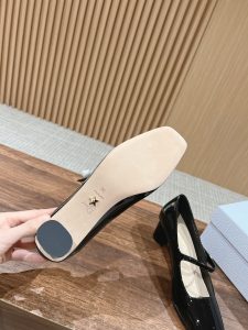 DIOR高仿莆田鞋小方頭鞋子 女款