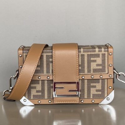Fendi高仿精品包包BaguetteTrunkmini法棍包