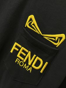 芬迪高仿頂級面料胸前Fendi字母logo短袖圓領T恤純棉