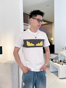 Fendi高仿專櫃同步長絨棉短袖圓領T恤 男裝 白色