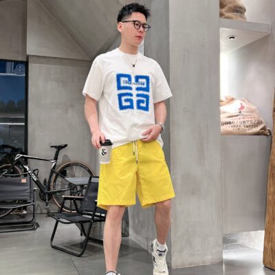 頂級A貨Fendi高仿休閒短褲 黃色