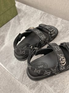 頂級原單Gucci情侶鞋沙灘涼鞋 經典老布鞋 黑色
