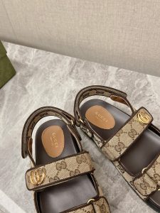 頂級高仿Gucci情侶沙灘鞋 涼鞋 精美設計 咖啡色