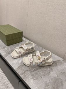 經典情侶款 Gucci高仿涼鞋 米黃色