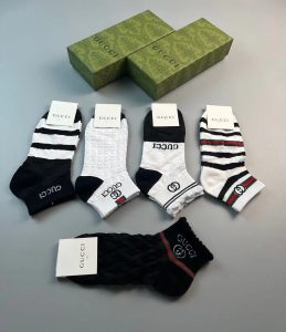 GucciA貨G家襪子 一盒五雙 純棉 短筒襪子