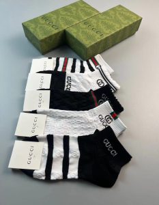 GucciA貨G家襪子 一盒五雙 純棉 短筒襪子