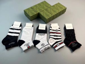 GucciA貨G家襪子 一盒五雙 純棉 短筒襪子