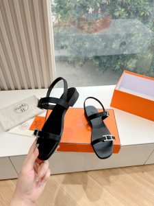HERMESBuy/ 愛馬仕 Blingbling 高仿鑽扣涼鞋進口原版真絲