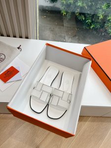 春夏2024新品高仿愛馬仕HERMES女士涼鞋 白色