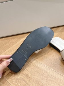 春夏2024新品高仿愛馬仕HERMES女士涼鞋 白色