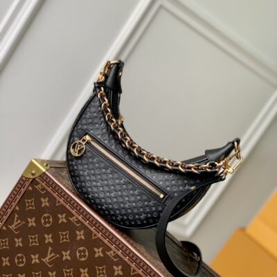 M22591黑色獨特造型 Monogram 花紋 LV精品A貨包包