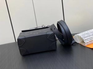 M82774頂級原單LV男包小書包系列 NANO STEAMER
