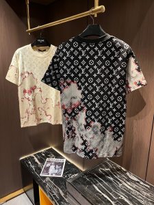 頂級設計高仿LV精品衣服 純棉面料男裝短袖印花T恤