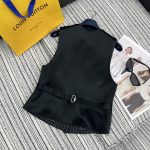 頂級一比一A貨LV強烈推薦春夏系列女裝字母logo馬甲