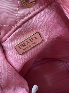 1比1複刻普拉達包包 Prada Re-Edition 1995 Chaîne Re-Nylon 肩背袋 紅