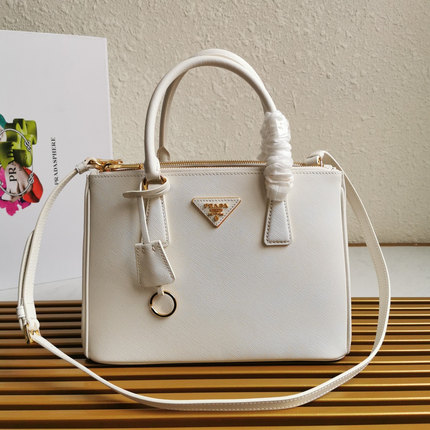prada202405072900001.jpg 複刻普拉達包包 中號Prada Galleria Saffiano皮革手袋 殺手包 奶白