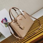 複刻普拉達包包 中號Prada Galleria Saffiano皮革手袋 殺手包 棕色