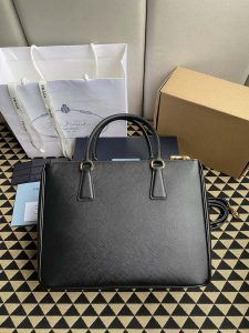 高仿普拉達包包 大號Prada Galleria Saffiano皮革手袋 殺手包 黑色