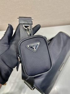 原單複刻普拉達包包 Prada Re-Nylon和Saffiano皮革單肩包 黑