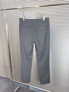 Thom Browne湯姆佈朗高仿精品衣服西服套裝褲子西褲男裝