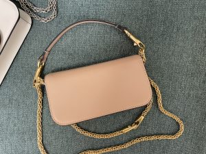 1比1高仿VALENTINO華倫天奴包包 LOCÒ仿水晶小牛皮手袋 杏色