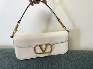 原單複刻VALENTINO華倫天奴包包 VLOGO SIGNATURE LOCÒ小牛皮手袋 白
