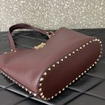 一比一複刻VALENTINO華倫天奴包包 Garavani小牛皮托特包 紅棕色