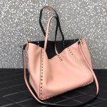 1比1原單VALENTINO華倫天奴包包 ROCKSTUD TOTE BAG雙面購物包 黑-粉