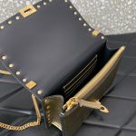原單VALENTINO華倫天奴包包 Garavani ROCKSTUD粒面小牛皮鏈條手袋 金色