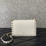 原單VALENTINO華倫天奴包包 Garavani ROCKSTUD粒面小牛皮鏈條手袋 米白