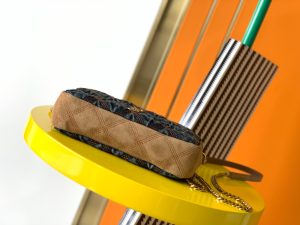 1比1高仿YSL聖羅蘭包包 BECKY 菱形絎縫雙拉鍊牛仔布拼麂皮手拿包