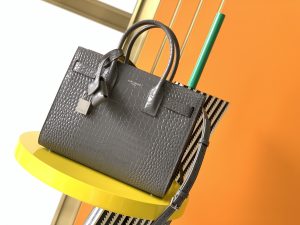 高仿YSL聖羅蘭包包 sac de jour鱷魚壓紋光面皮革手袋 中型灰色