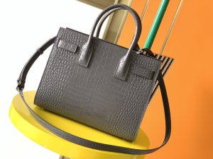 高仿YSL聖羅蘭包包 sac de jour鱷魚壓紋光面皮革手袋 中型灰色