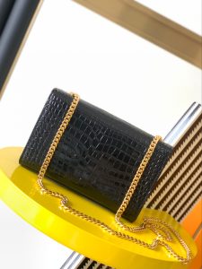 1比1原單YSL聖羅蘭包包 KATE鱷魚壓紋皮革小型流蘇手袋 黑金
