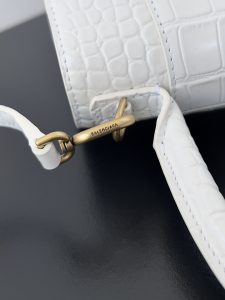 高仿balenciaga巴黎世家 HOURGLASS 鱷魚紋壓紋手提包沙漏包 白色金扣