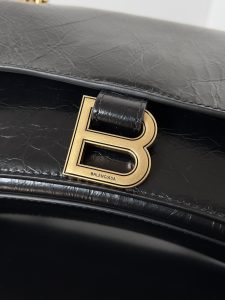 原單複刻balenciaga巴黎世家 CRUSH小號黑色壓光牛皮革鏈帶包