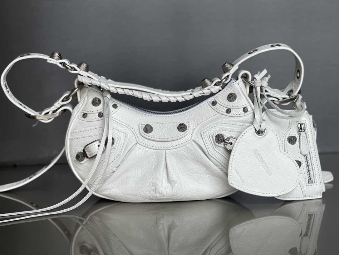 balenciaga202406050900007.jpg 専櫃1比1 balenciaga巴黎世家 LE CAGOLE加小號單肩包 油蠟白
