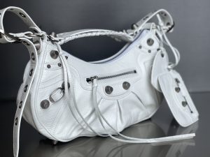 専櫃一比一 balenciaga巴黎世家 LE CAGOLE小號單肩包 油蠟白