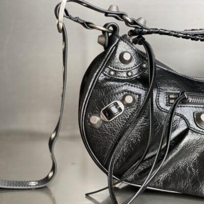 専櫃1比1 BALENCIAGA巴黎世家 LE CAGOLE小號單肩包 油蠟黑