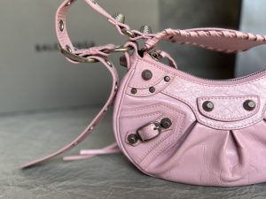 高仿BALENCIAGA巴黎世家 LE CAGOLE單肩包 加小號油蠟櫻花粉