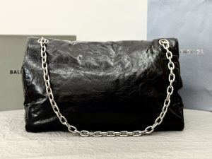 高仿BALENCIAGA巴黎世家 Monaco細紋牛皮革鏈帶包 大號油蠟黑銀