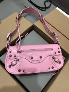専櫃複刻BALENCIAGA巴黎世家 Le Cagole粉色細紋牛皮革大號單肩包