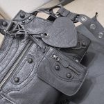 複刻高仿BALENCIAGA巴黎世家 Neo Cagole 細紋牛皮革手提包 中號灰色