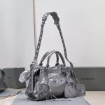 複刻高仿BALENCIAGA巴黎世家 Neo Cagole 細紋牛皮革手提包 中號銀灰