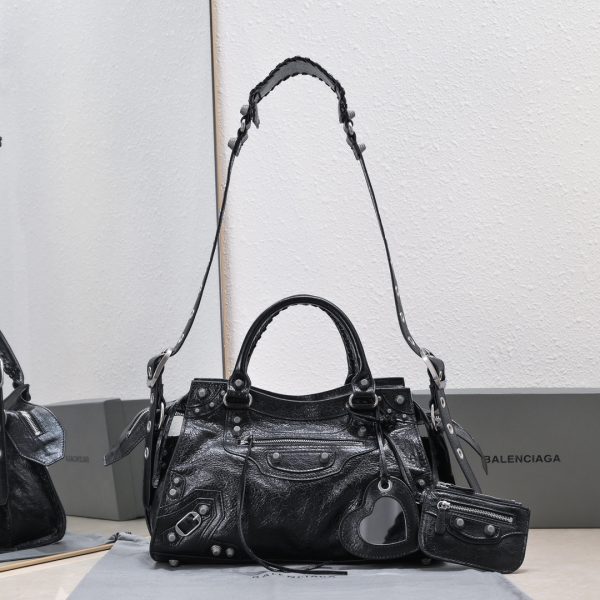 複刻高仿BALENCIAGA巴黎世家 Neo Cagole 細紋牛皮革手提包 中號黑色