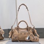 複刻高仿BALENCIAGA巴黎世家 Neo Cagole 細紋牛皮革手提包 中號棕色