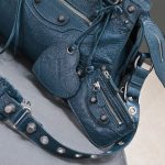 複刻高仿BALENCIAGA巴黎世家 Neo Cagole 細紋牛皮革手提包 中號深藍