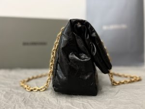 原單BALENCIAGA巴黎世家 Monaco絎縫薄牛皮革鏈帶包 小號【油蠟黑金】
