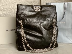 原單BALENCIAGA巴黎世家 Monaco細紋牛皮革鏈帶包 中號【油蠟黑銀】